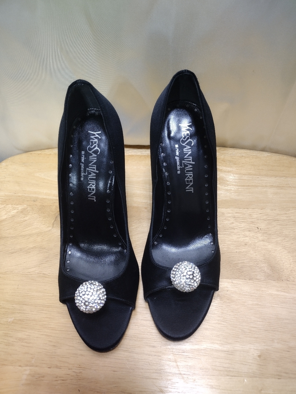 Vintage Yves Saint Laurent Pumps Heels Black 37.5